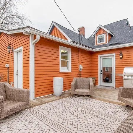 Holiday home 5 Points Walkable & 10 Min To Downtown *