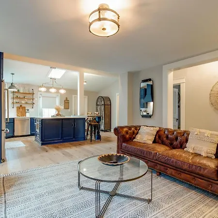 Holiday home 5 Points Walkable & 10 Min To Downtown Nashville