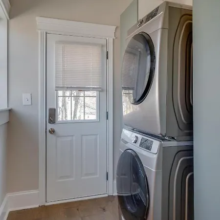 Southern Chic 10 Minutes From Downtown! Nashville