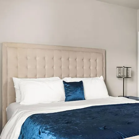 Eleven South Holiday home