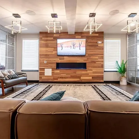 Apartment Stylish Near Downtown Wfh Friendly Nashville