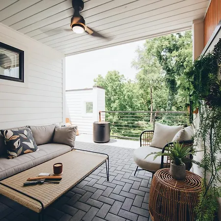 Holiday home Fall Promo, In Luxury,10 Min To Broadway