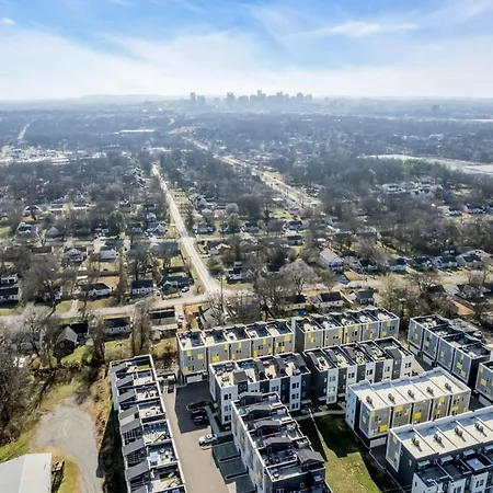 New Pink Howdy Oasis 13 Beds Rooftop View Parking Nashville
