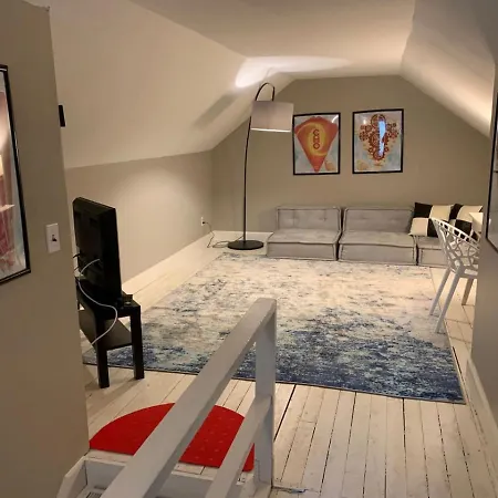 Hangout House Play, Work, And Visit Holiday home Nashville