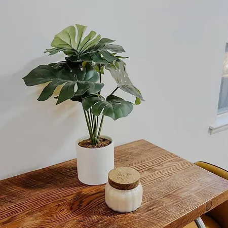 Dreami East - 2br Retreat With Cozy Patio And Mini Golf Apartment