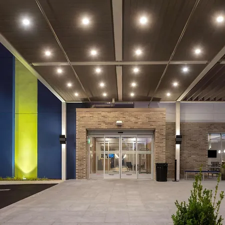 Home2 By Hilton Downtown-metrocenter Hotel