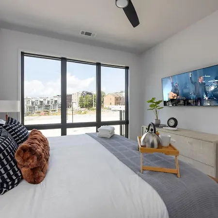 Midtown Melodies-odyssey-2 Units-heart Of Midtown *