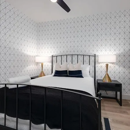 Holiday home Midtown Melodies-odyssey-2 Units-heart Of Midtown Nashville