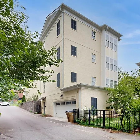 Belle 201 At Vanderbilt / West End * Nashville
