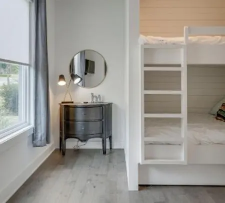 1050 East Trinity Lane, Unit 7 Hbr *