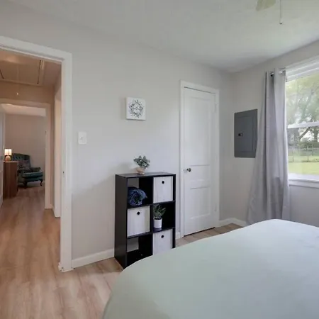5 Min To Airport Pet Friendly Fire Pit Fenced Yard * Nashville