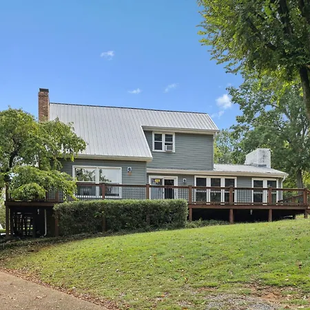 Huge Family Wildlife Retreat Close To The Lake *