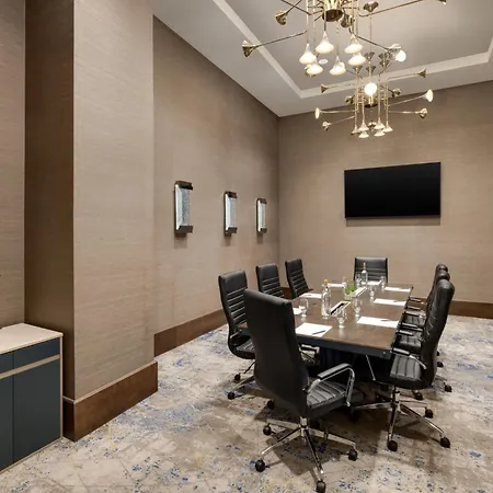 & Downtown - Broadway By Ihg Hotel Nashville