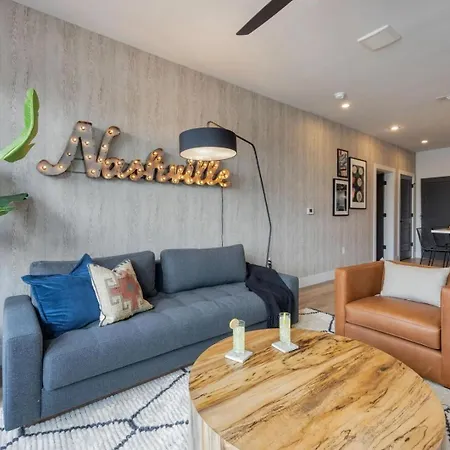 Midtown Melodies-odyssey-2 Units-heart Of Midtown