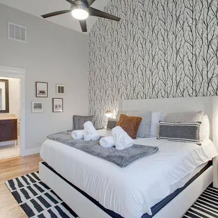 Beautiful Gulch 7 Comfy Beds Nashville