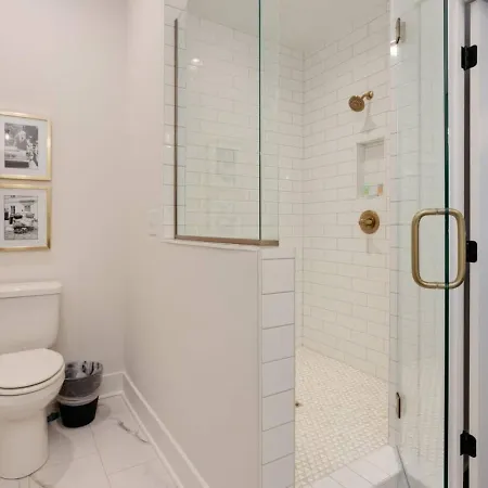 Premier Townhome East Minutes Downtown