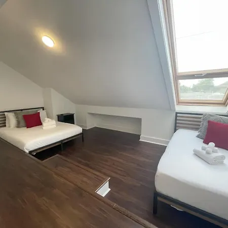 Holiday home Two Side By Side Townhomes West Luxury