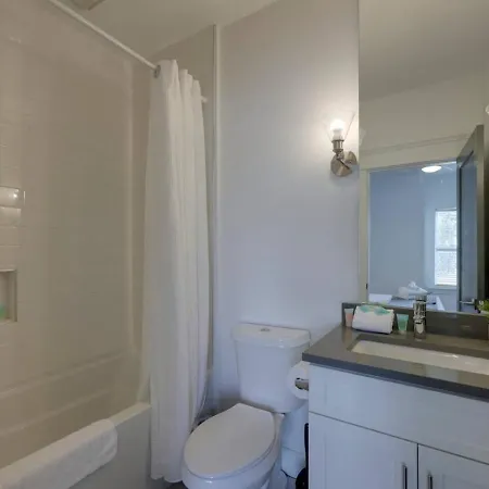 Holiday home Two Side By Side Townhomes West Luxury *