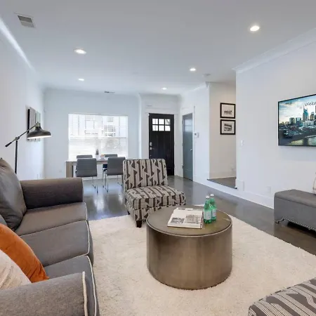 Holiday home Two Side By Side Townhomes West Luxury Nashville