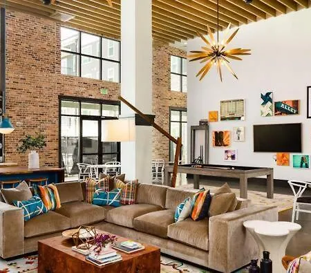 Apartment 5min To Dt Pool King Bed Full Gym Parking Nashville