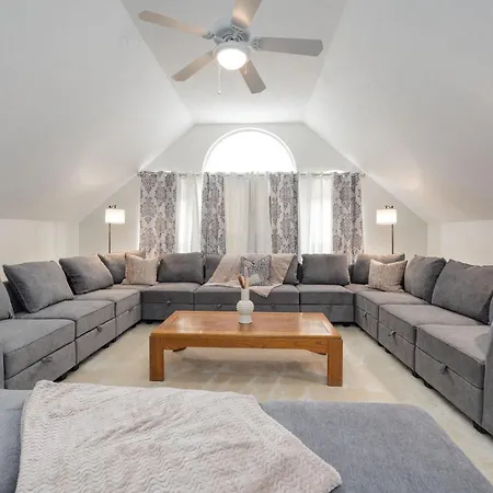 Monthly Rental Property, 30 Plus Days Or More- Send Us A Message For More Details! Nashville