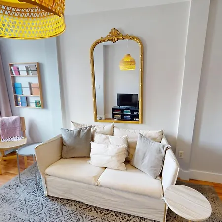 Apartment Humphreys St