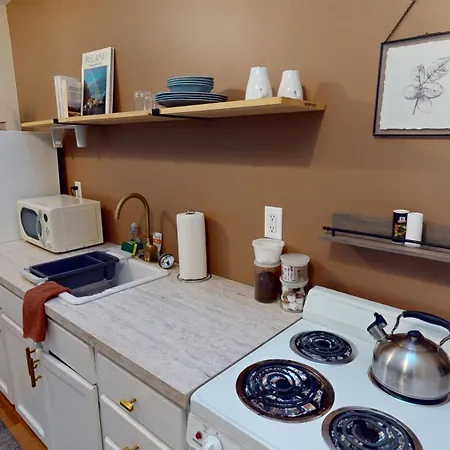 Humphreys St Apartment