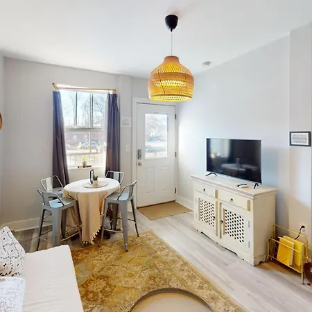 Apartment Humphreys St