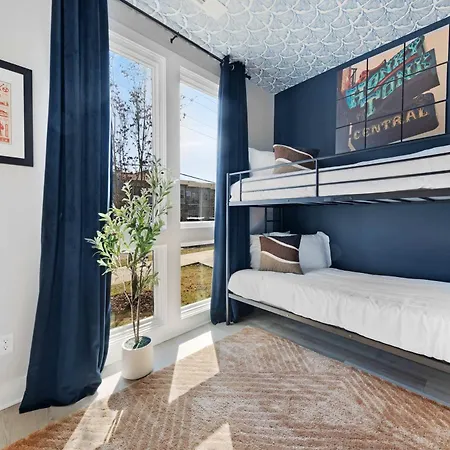 Holiday home The Trillium - Beautifully Designed With Rooftop *