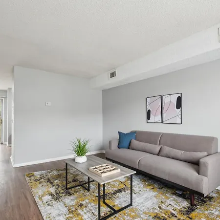 Brentwood U8 I Cozy & Comfy I 2bd I Free Parking Nashville