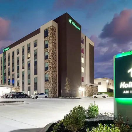 Airport By Ihg Hotel 3*