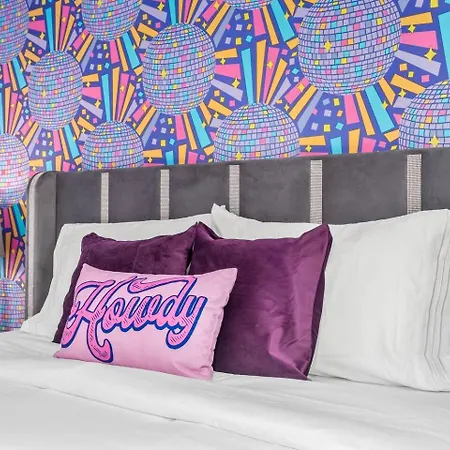 Holiday home The Ultimate Girls Getaway The Flamingle House