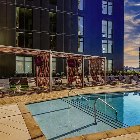 2 Bed 2 Bath Nest For Family