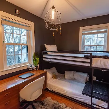 Cozy East Nash W Big Yard