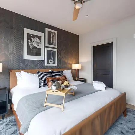 Tesseris Muse - 3 Side-by-side Units - Odyssey Nashville