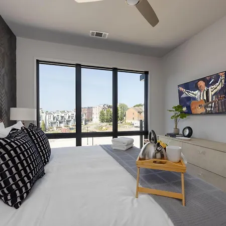 Tesseris Muse - 3 Side-by-side Units - Odyssey Holiday home *
