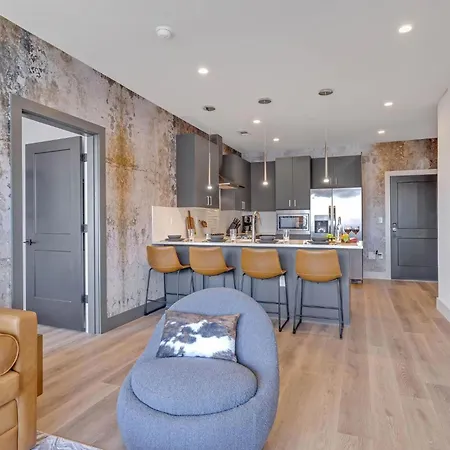 Tesseris Muse - 3 Side-by-side Units - Odyssey Holiday home *