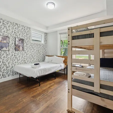 Cozy Retreat Mins To Broadway & East * Nashville