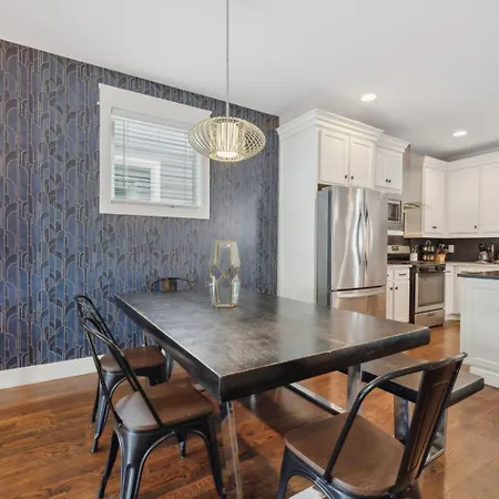 Apartment Cozy Retreat Mins To Broadway & East