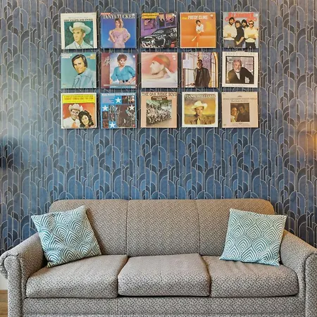 Cozy Retreat Mins To Broadway & East Apartment Nashville