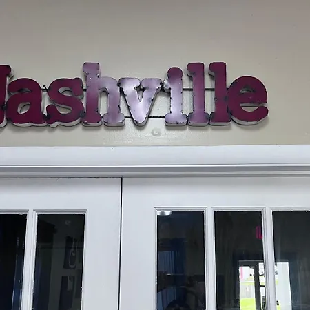 Expressway Airport Downtown