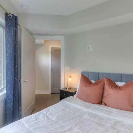 5 Min To Broadway+walkable+private Rooftop Holiday home Nashville