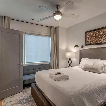 Two Homes - Accommodates 24 Guests Nashville