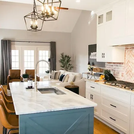 Holiday home Sprawling Sylvan Park Estate *