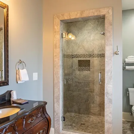 Bed & Breakfast Belle Air Mansion And 3*