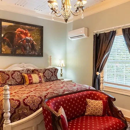 Bed & Breakfast Belle Air Mansion And 3*