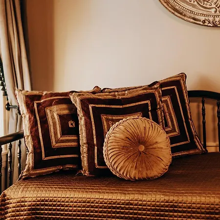 Belle Air Mansion And Bed & Breakfast Nashville