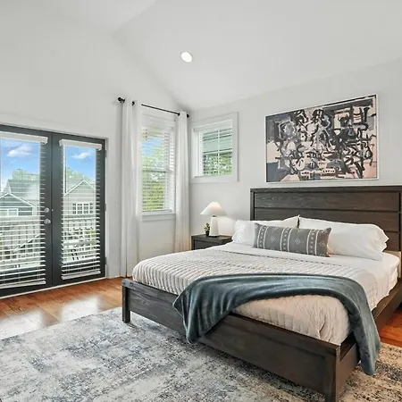 Downtown Oasis Sleeps 12 And 1 And A Half Miles To Broadway * Nashville
