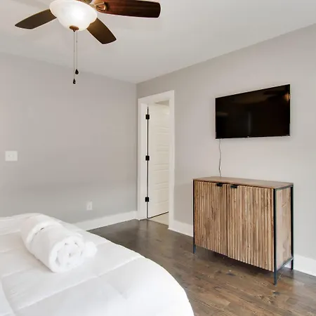 Holiday home Side By Side Townhomes In East Nashville