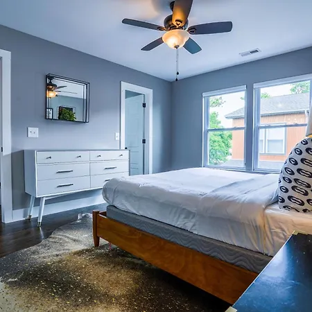Side By Side Townhomes In East Holiday home Nashville